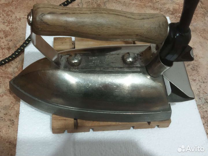 Утюг рабочий 1955 г