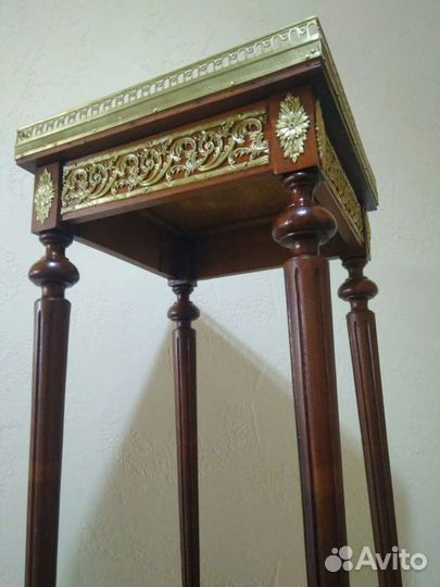 Антиквариат музейного уровня консоль бронза