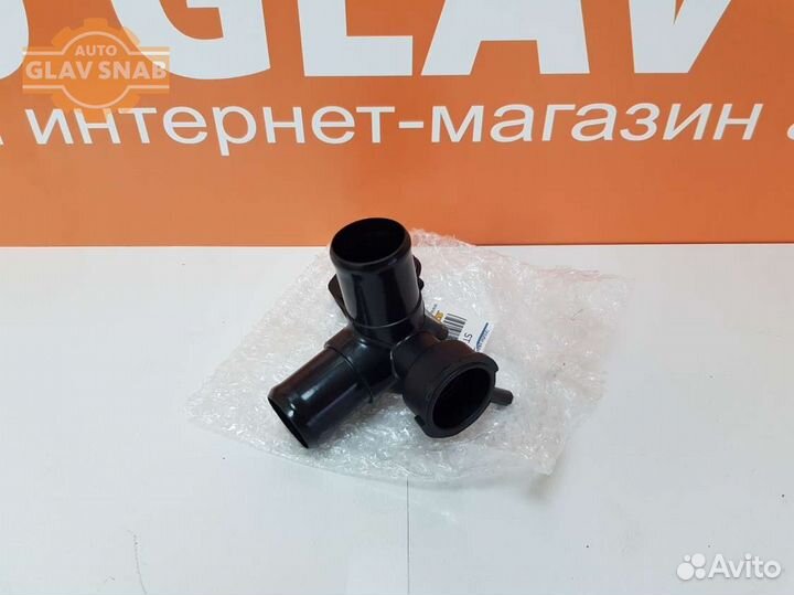 Заливная горловина антифриза (тройник ) Kia Rio