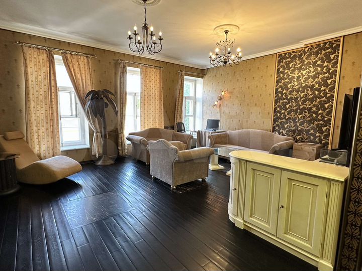 3-к. квартира, 128,5 м², 3/4 эт.