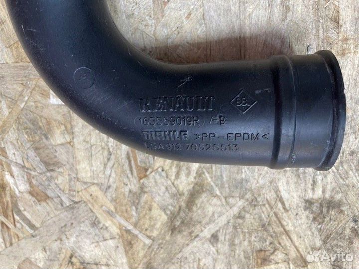 Патрубок воздушного фильтра Renault Sandero