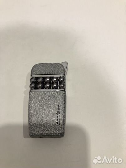 Зажигалка газовая