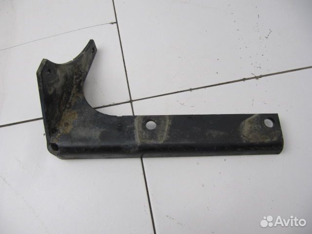 Кронштейн крепления трубки масляной Mercedes Benz