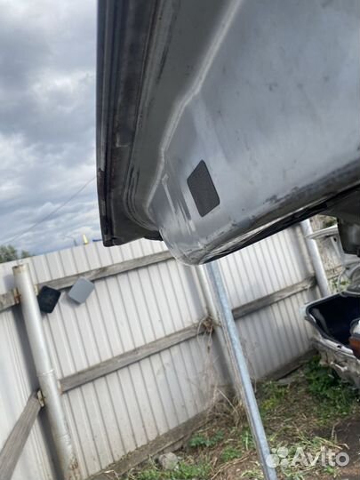 Крышка багажника Nissan Ad 11