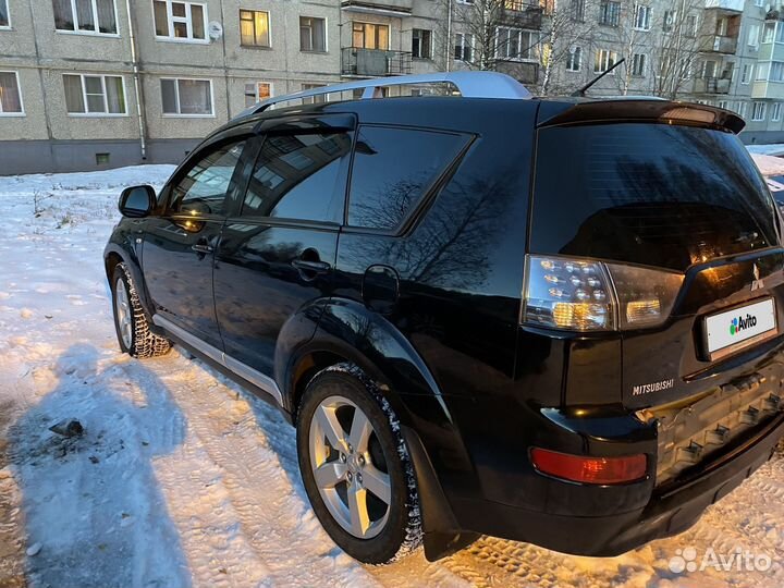 Mitsubishi Outlander 3.0 AT, 2008, 291 000 км