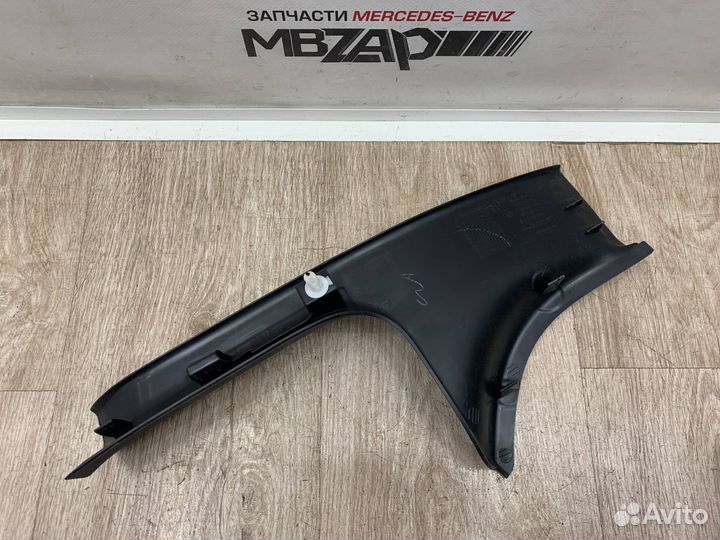 Накладка порога задняя левая Mercedes W205 C 205