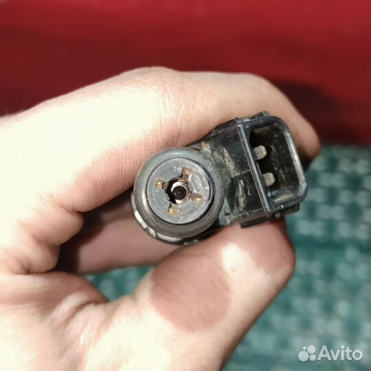 Форсунка топливная на Honda CR-V II K24A1