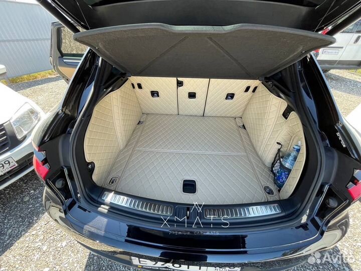 Коврики в багажник Porsche