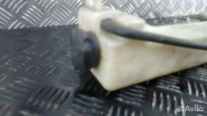 Бачок расширительный KIA sorento 1 2009