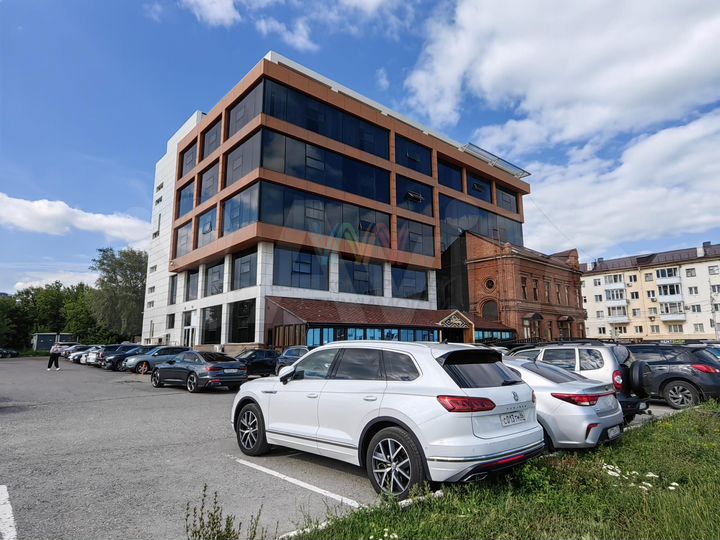 Видовой офис 498 м2 в центре Уфы