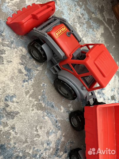 Игрушка большая машинка