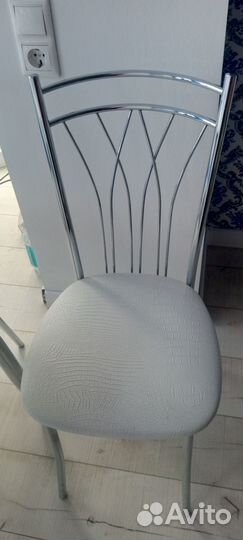 Обеденная группа стол раскладной стулья 4 штуки