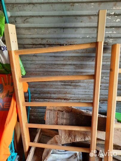 Шведская стенка с турником