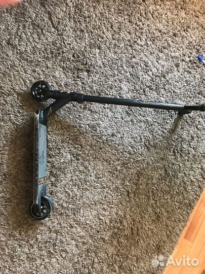 Трюковой самокат blunt colt s4