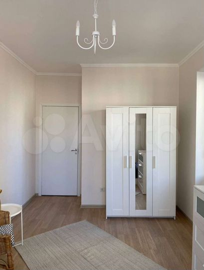 Комната 68 м² в 3-к., 10/17 эт.