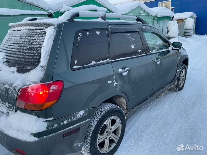 Mitsubishi Outlander 2.4 AT, 2003, 235 000 км