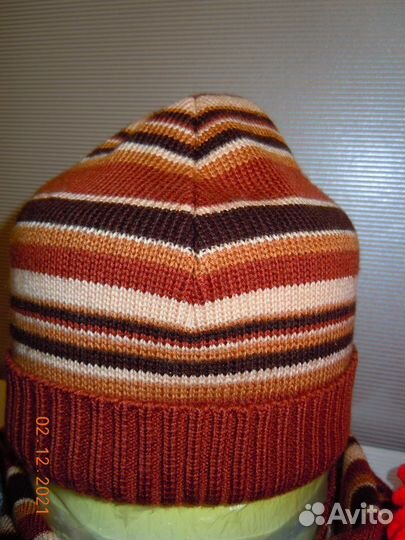 Шапки женская зимняя