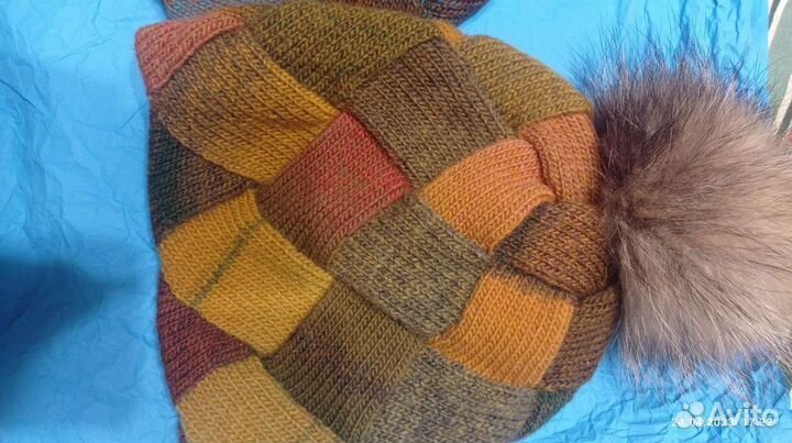 Шапка женская ручной вязки новая