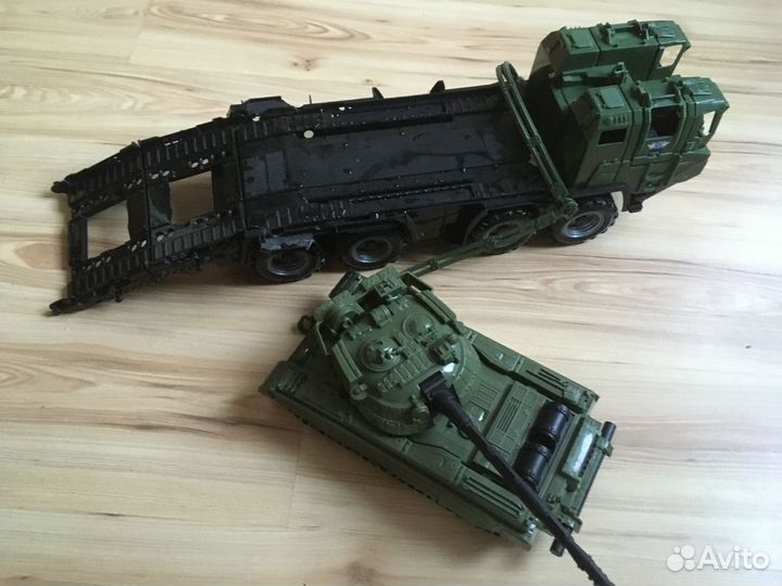 Игрушка Танк большой