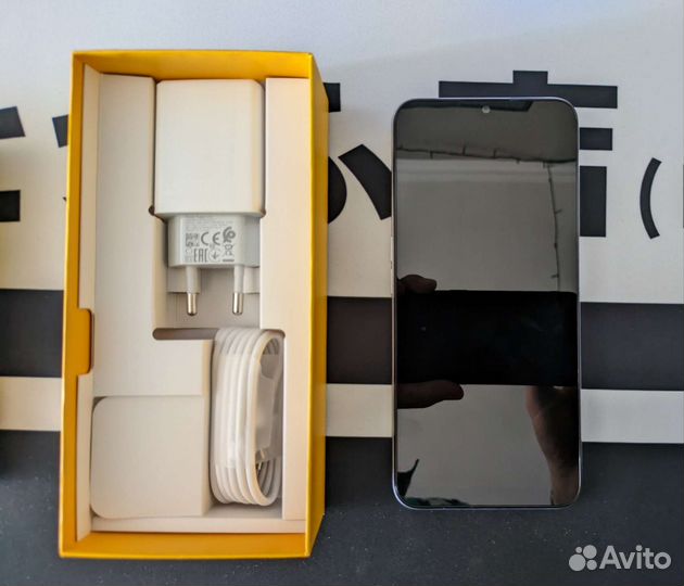 Realme C31 4/64гб