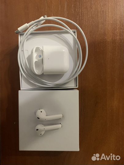 Airpods 2