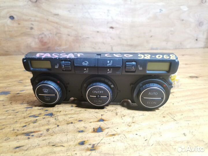 Блок управления климат контролем Volkswagen Passat