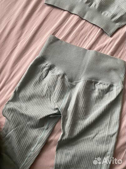 Костюм для йоги в рубчик, 42(xs)