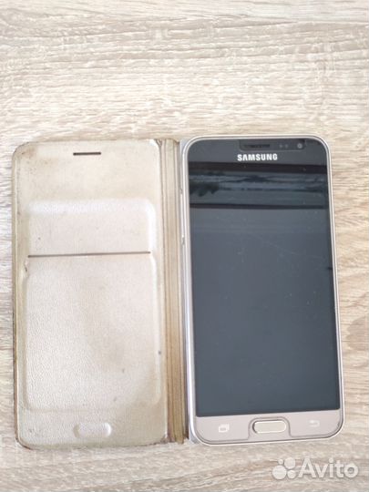 Samsung Galaxy J3 (2016) SM-J320F/DS, 8 ГБ