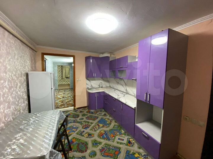 3-к. квартира, 83 м², 1/2 эт.