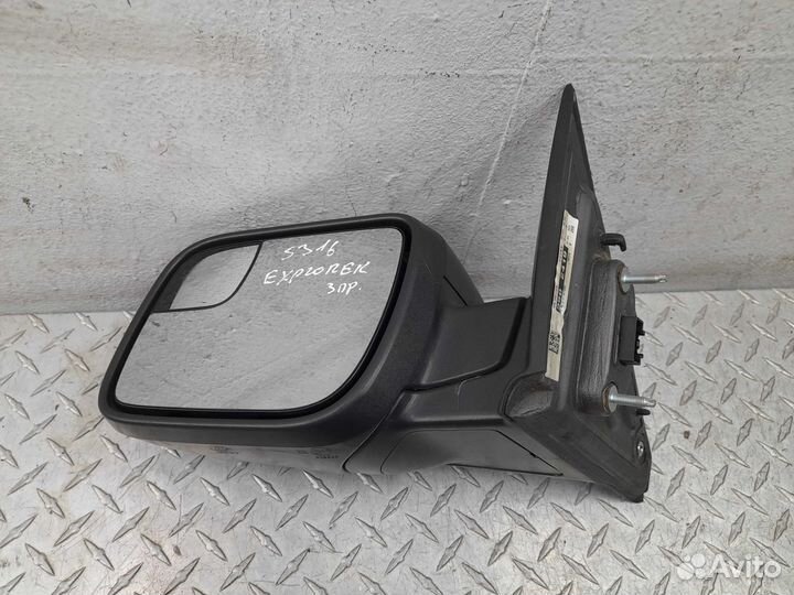 Зеркало левое Ford Explorer 5