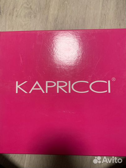 Женские сапоги kapricci