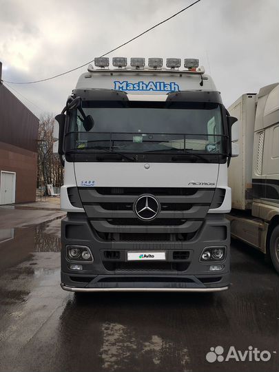 Mercedes-Benz Actros 1844 с полуприцепом, 2015