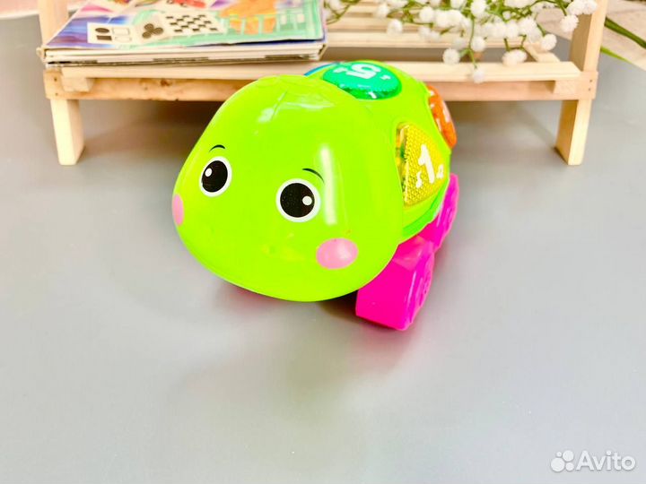 Развивающие игрушки для малышей пакетом