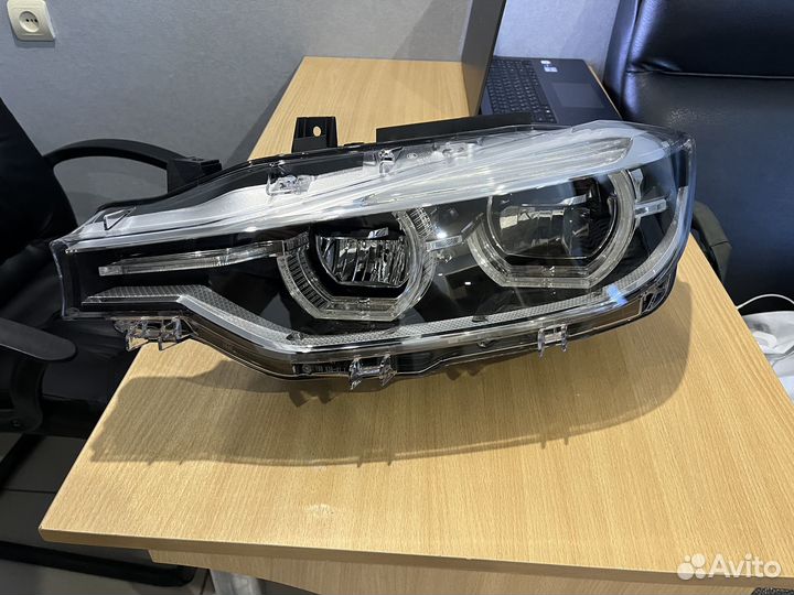 Левая водительская фара BMW F30 рестайл LED