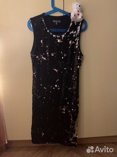 Платье праздничное