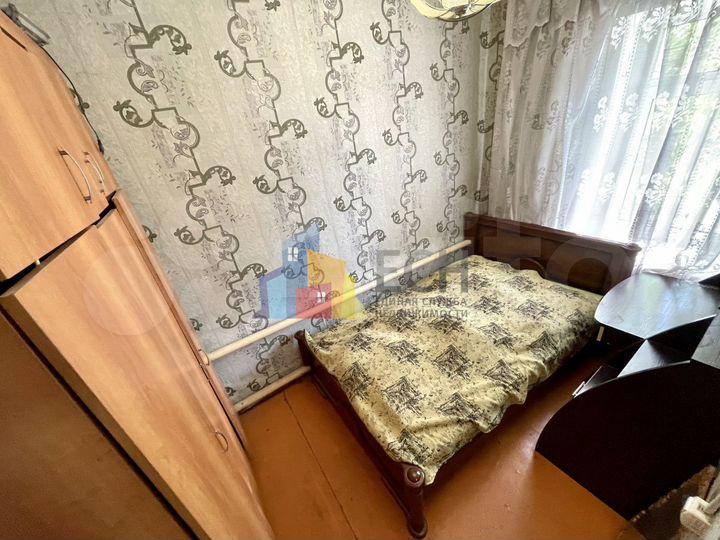 Дом 32,3 м² на участке 4 сот.