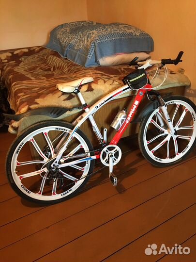 Велосипед BMW