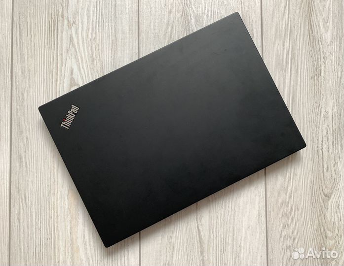 Ноутбук Lenovo Thinkpad T495 отличный