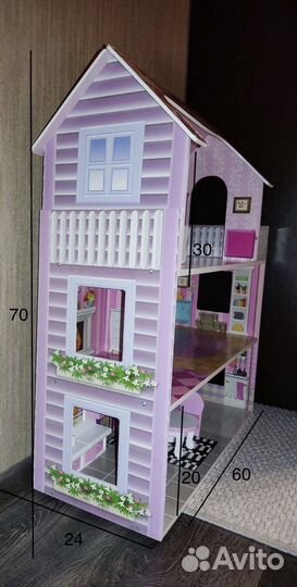 Кукольный домик с мебелью