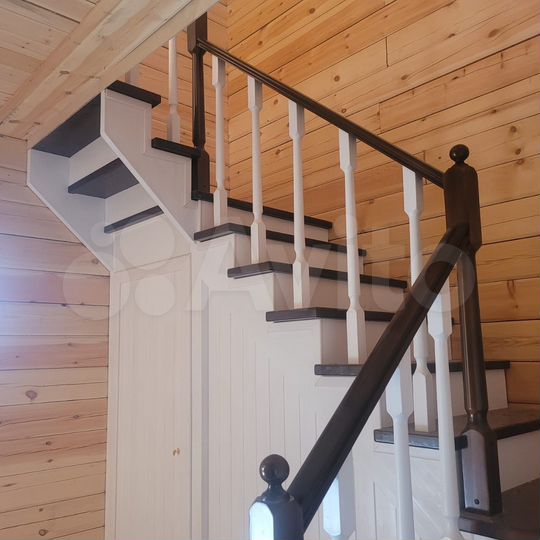 Дом 215 м² на участке 15 сот.