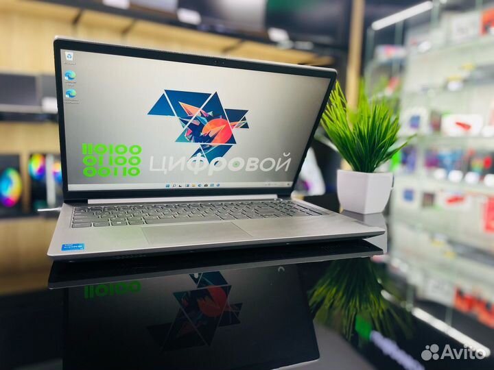 Мощный ноутбук Lenovo Core i3-1115G4/DDR4-8/SSD