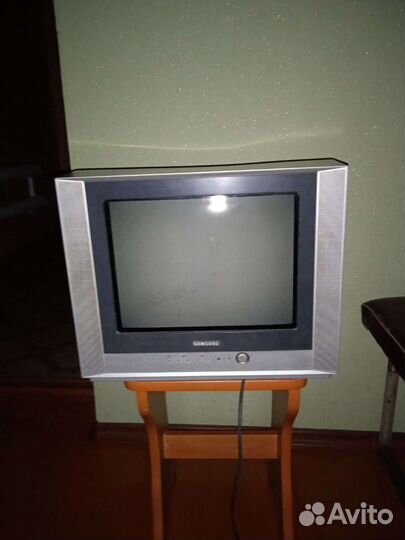 Телевизор самсунг