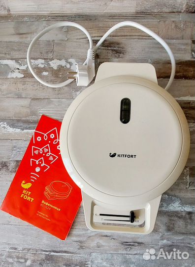 Электрическая вафельница Кitfort