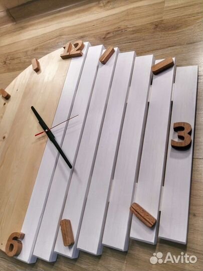 Часы настенные дизайнерские