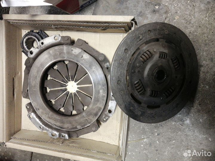 Запчасти на ваз 2110 бу