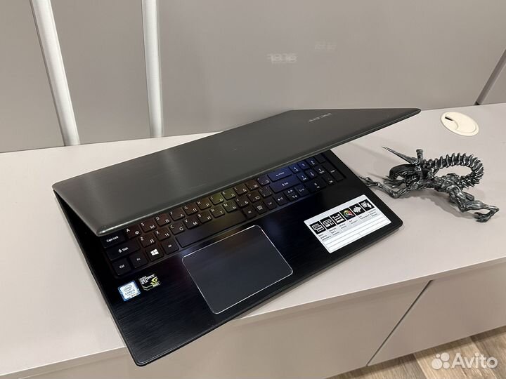 Acer i5 7gen/12gb/ssd+1.5tb/GTX950/Full HD