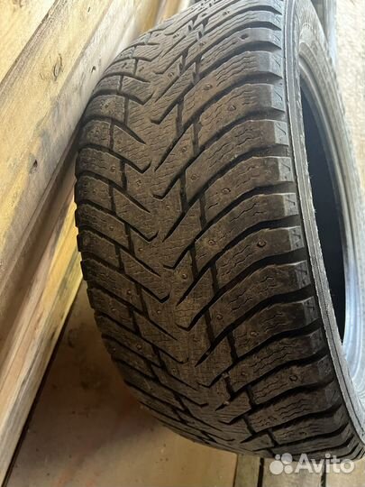 Nokian Tyres Hakkapeliitta 8 SUV 265/50 R19 110T