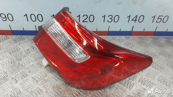 Фонарь задний правый Toyota Camry XV50 2013