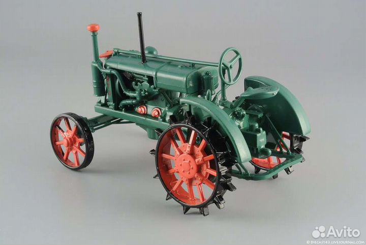 Трактор универсал