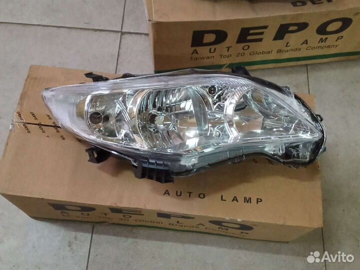 Фара новая ксенон toyota Corolla E 150